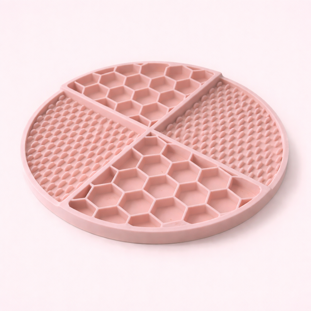 Licky Mats Round