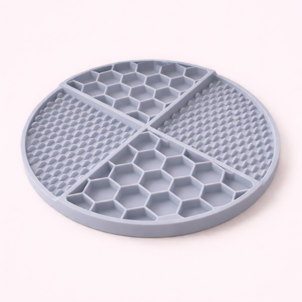 Licky Mats Round